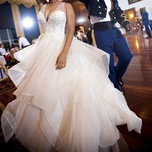 Amelie Maggie Sottero Wedding Dress